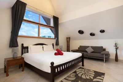 Beautiful 5BR Villa Felicity, Pool & Garden, near Naiharn – Foto 8