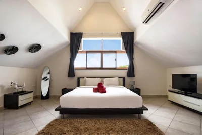 Beautiful 5BR Villa Felicity, Pool & Garden, near Naiharn – Foto 12