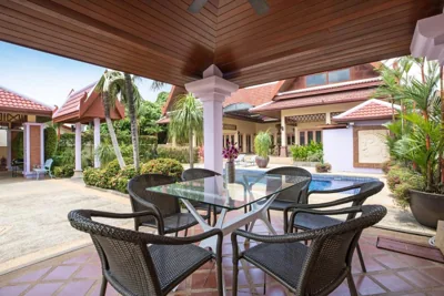 Beautiful 5BR Villa Felicity, Pool & Garden, near Naiharn – Foto 16